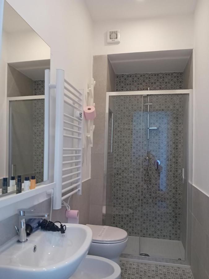 Ferienwohnung Alessya Delux Ladispoli Exterior foto